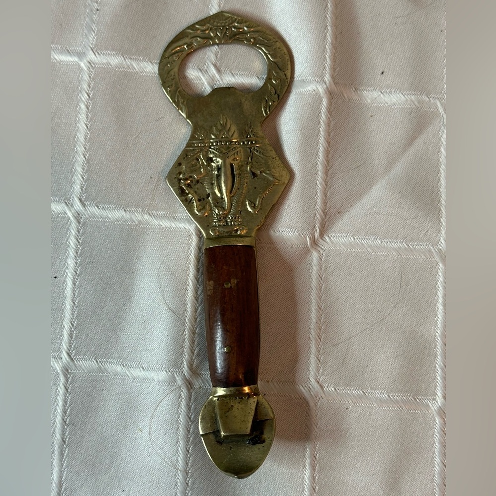 Vintage Brass Elephant Bottle/Can Opener - Picture 4 of 6